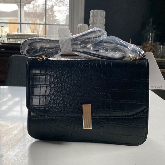 Mango MNG textured crossbody - Picture 1 of 6